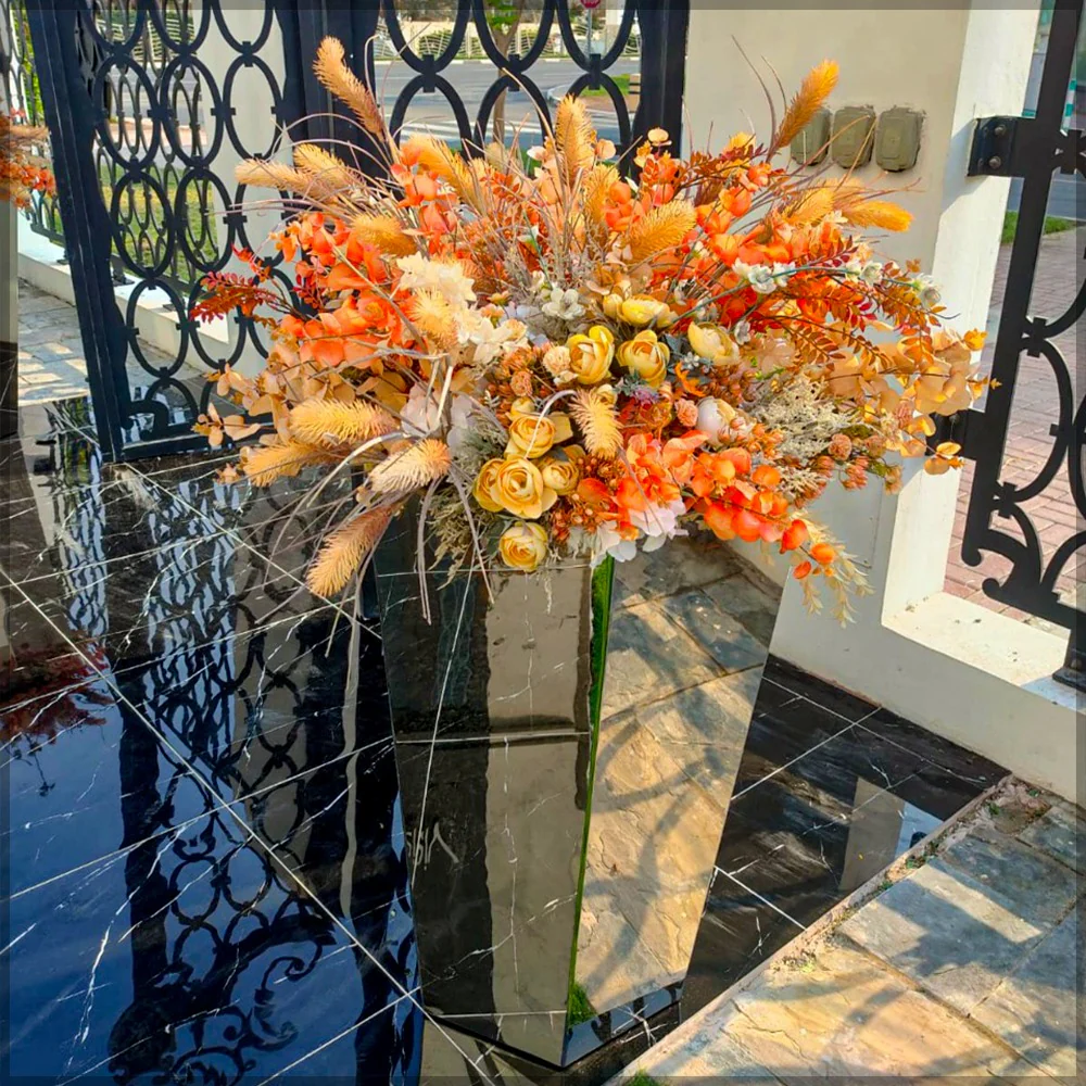 4pcs Home Flower Arrangement Outdoor for display purposes only (non-sale) - Image 3