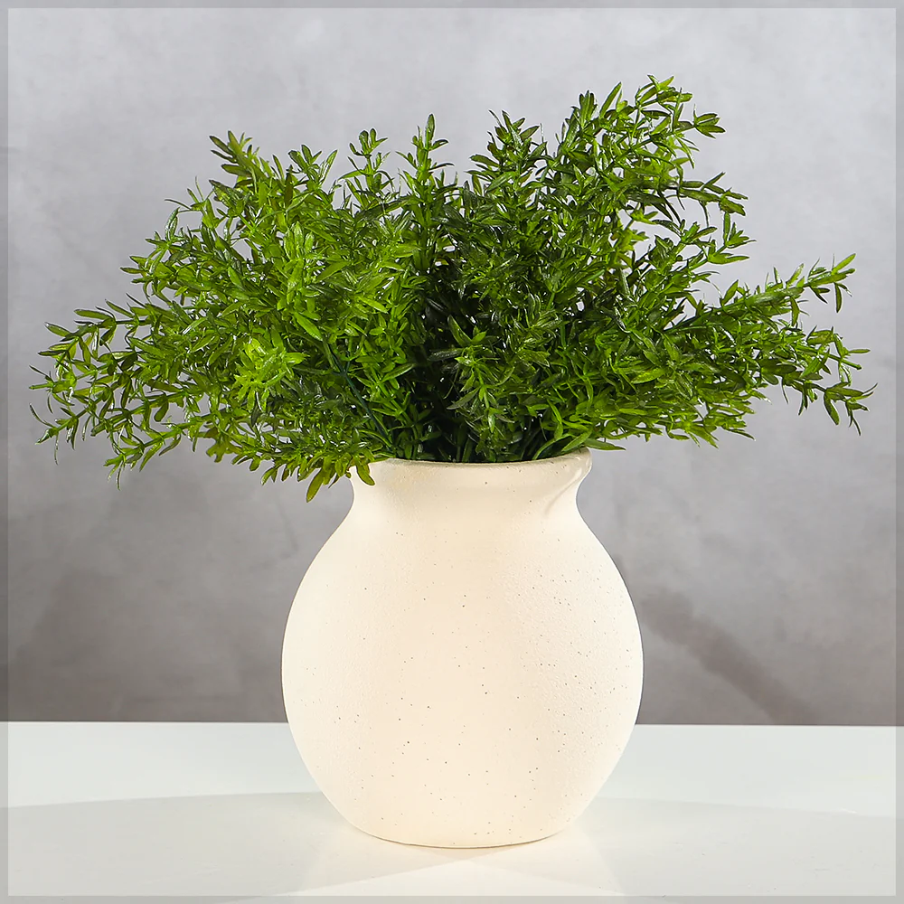 Cream Classic Style Ceramic Vase - Image 3