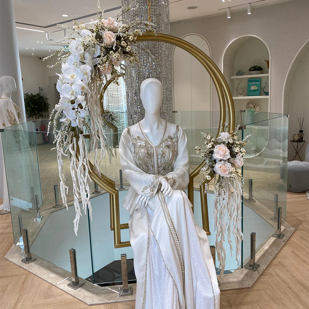 Elegant Blush & White Floral Ring Arrangement for display purposes only (non-sale) - Image 2