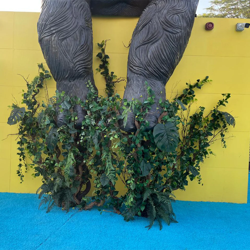 🦍 Majestic Gorilla Installation – Bringing the Wild to Life for display purposes only (non-sale) - Image 2