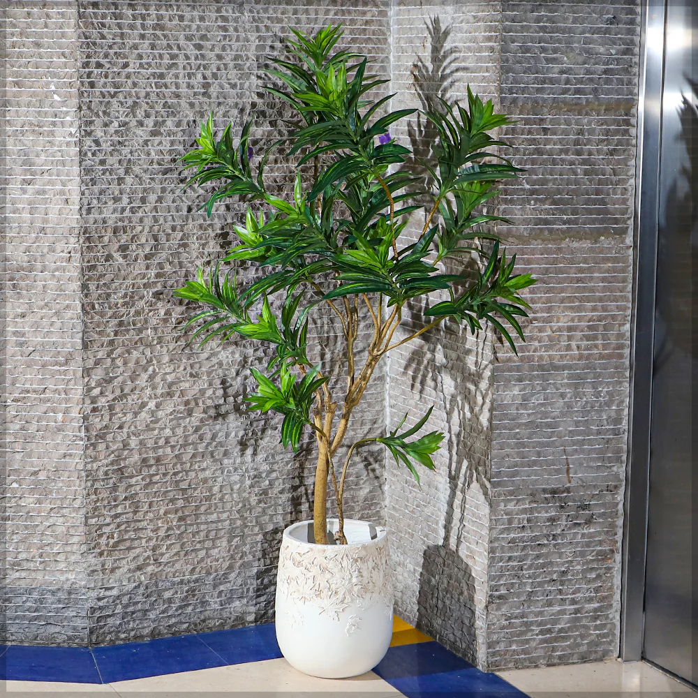 Round Maple Leaf Concrete Design Planter - Image 3
