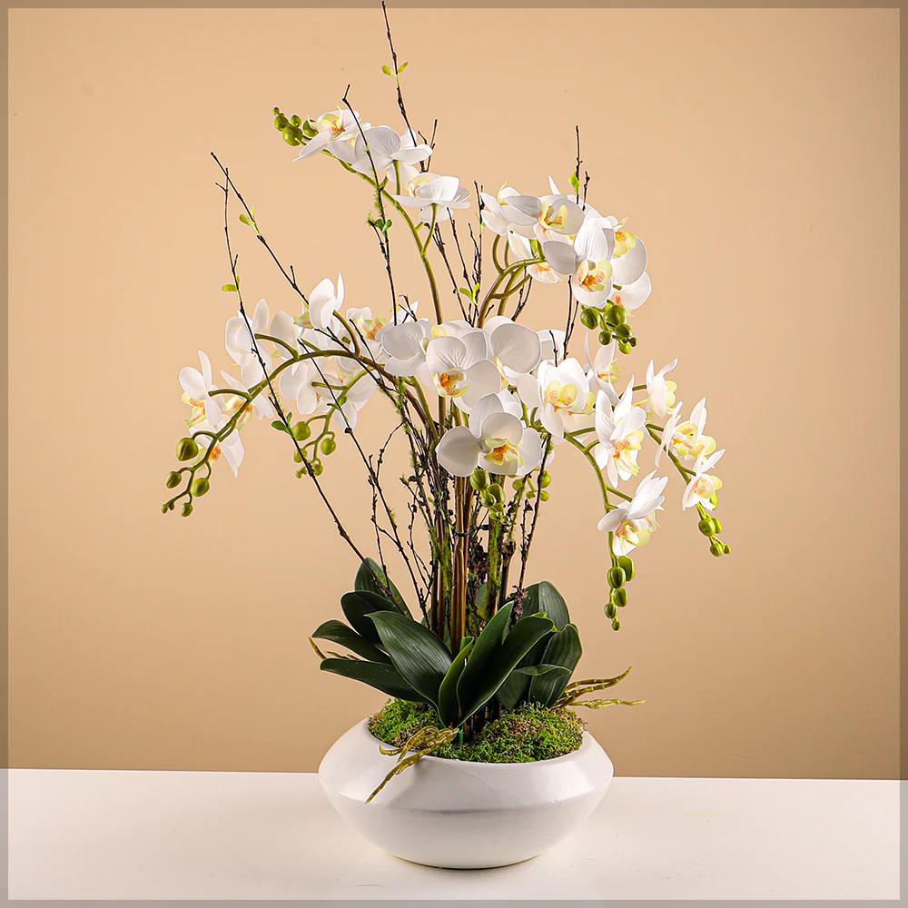 Round White Ceramic Vase for Arrangements - Image 3