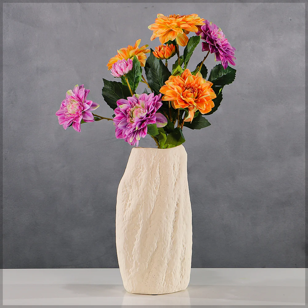 Simple Design Ceramic Table Vase - Image 3