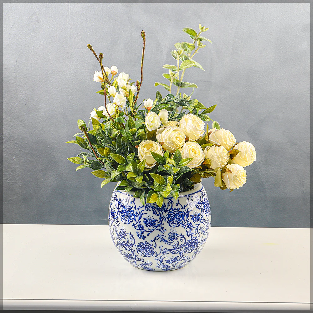 Table Flower Design with Vase - Image 4